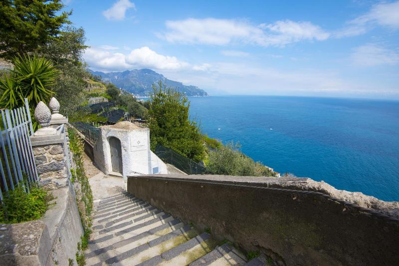 Villa Orleans - Genel