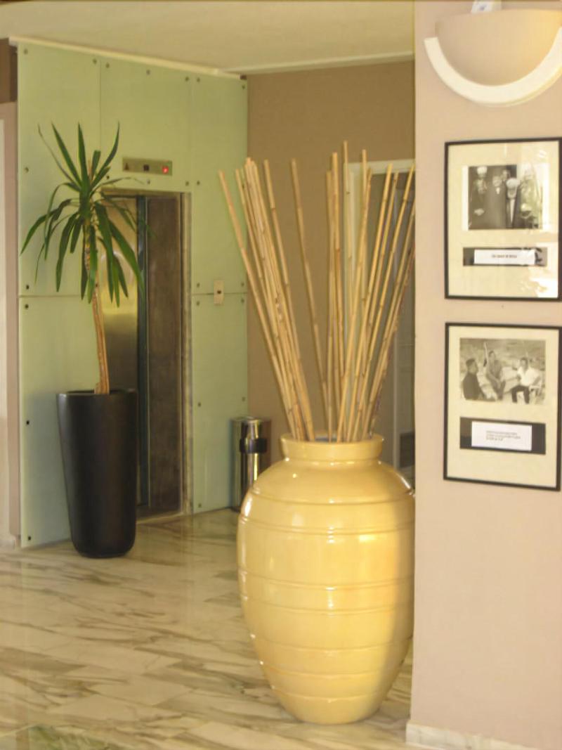 Crystal Suites - Lobi
