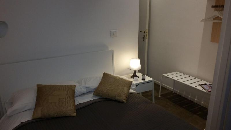 Palermo Rooms - Oda