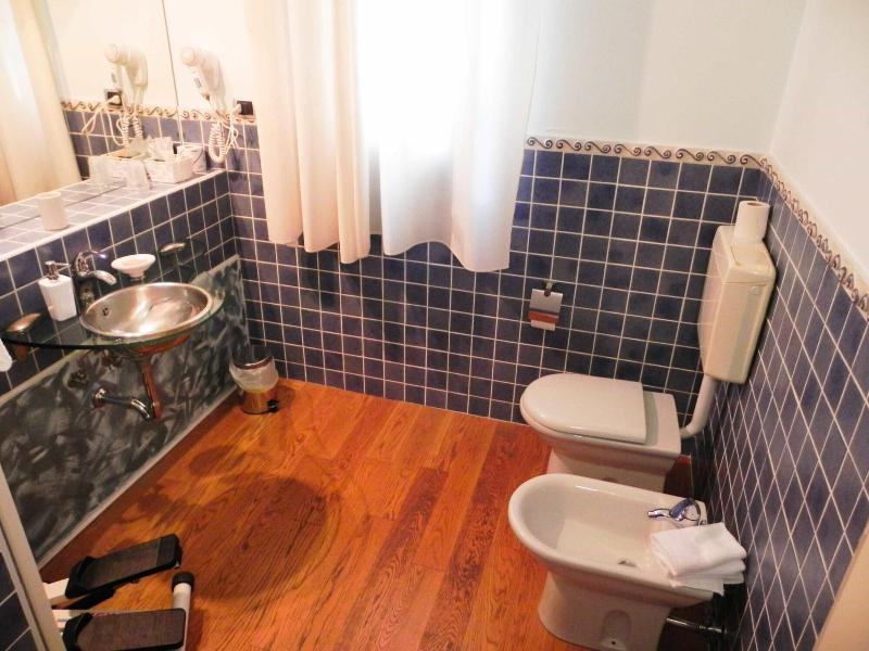 Avanguardia Suite Ferrara - Oda