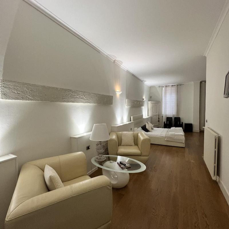 Avanguardia Suite Ferrara - Oda