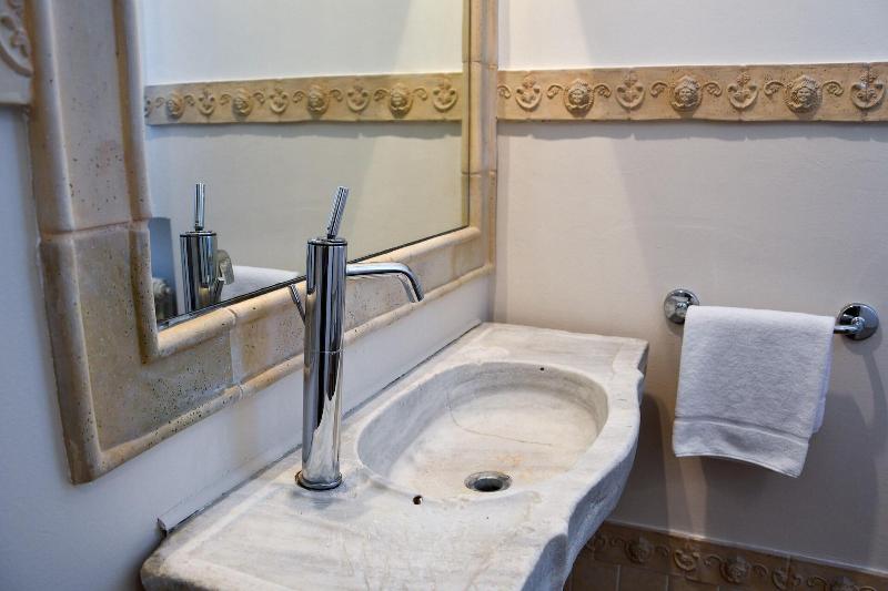 Avanguardia Suite Ferrara - Oda