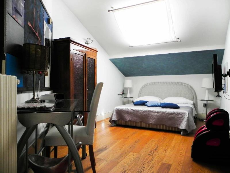 Avanguardia Suite Ferrara - Oda
