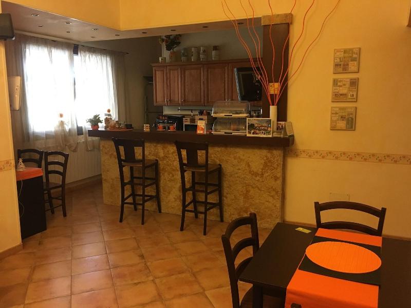 Bed And Breakfast Giardini Di Marzo - Bar
