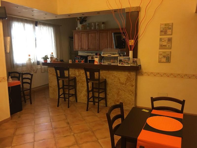 Bed And Breakfast Giardini Di Marzo - Bar