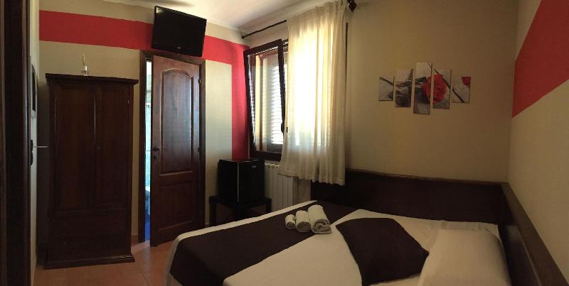 Bed And Breakfast Giardini Di Marzo - Oda