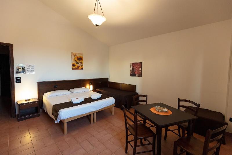 Bed And Breakfast Giardini Di Marzo - Oda