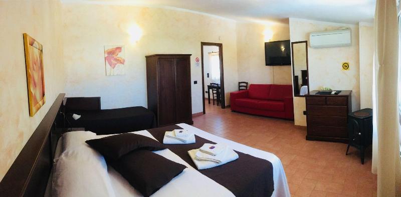 Bed And Breakfast Giardini Di Marzo - Oda