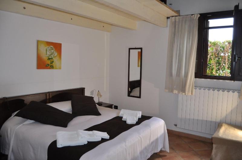Bed And Breakfast Giardini Di Marzo - Oda