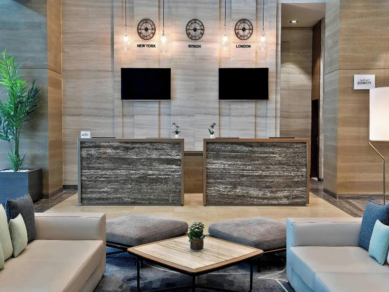 Courtyard By Marriott Riyadh Northern Ring Road - Lobi