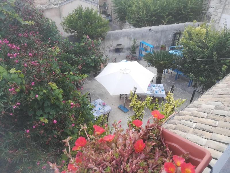Residenza Donnafugata B&B - Genel