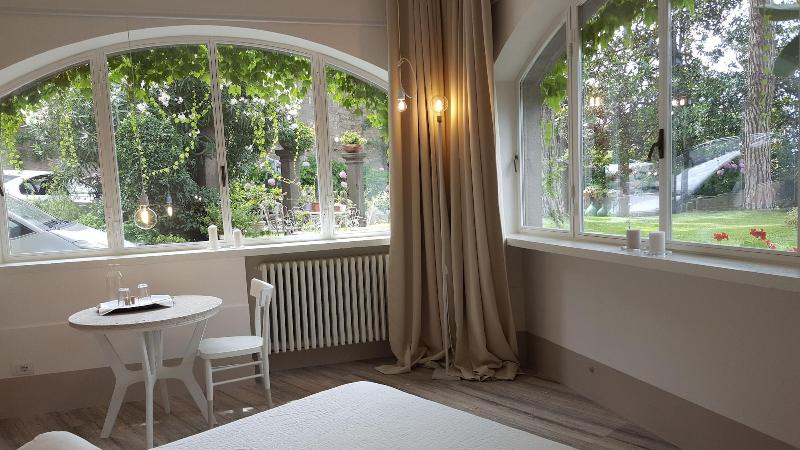 B&B A Piazza del Gesù - Oda