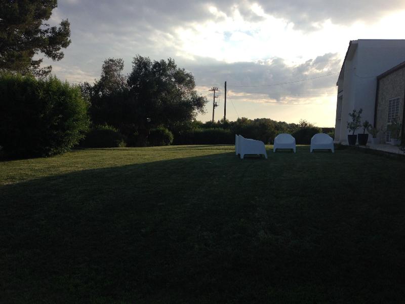 Mazzara Farm - Genel
