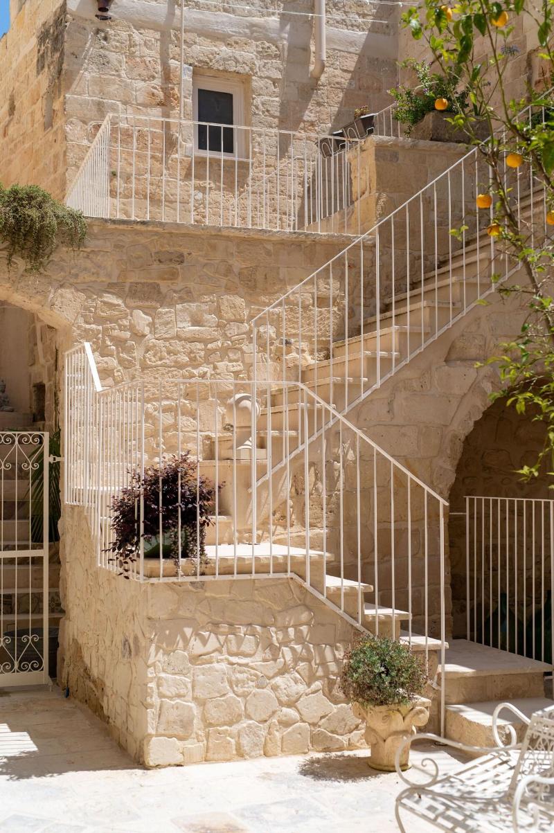 Palazzo Sant'Anna Lecce - Genel