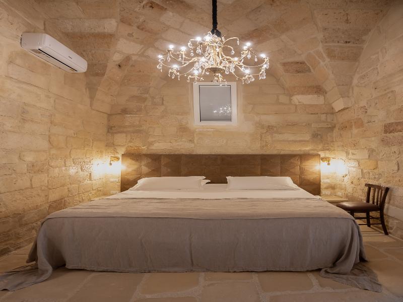 Palazzo Sant'Anna Lecce - Oda