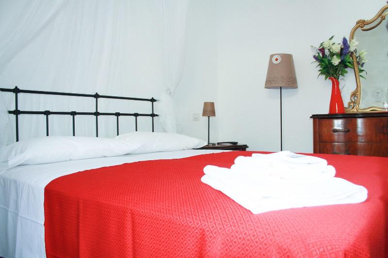 Salotto Piramide B&B - Oda