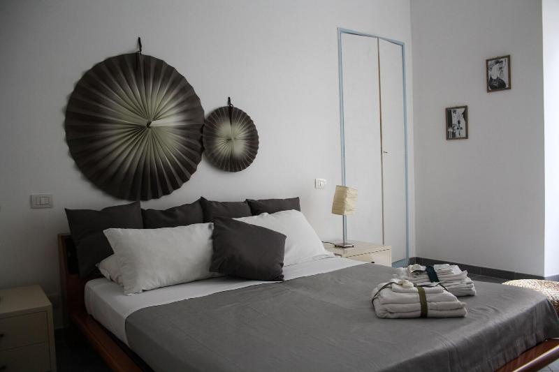 Salotto Piramide B&B - Oda