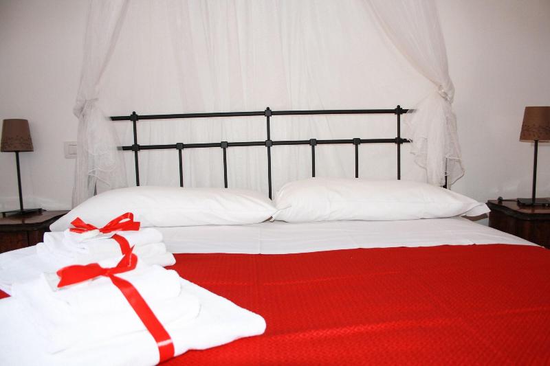 Salotto Piramide B&B - Oda