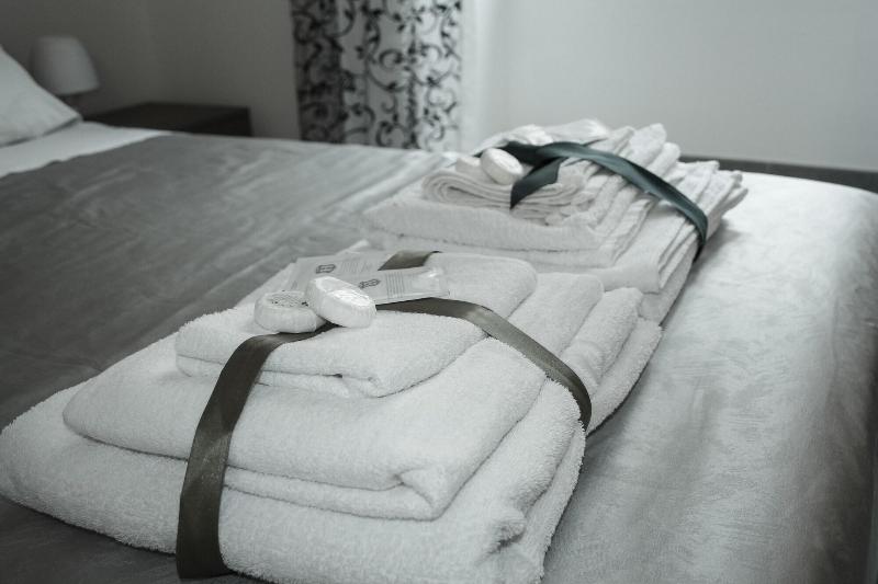 Salotto Piramide B&B - Oda