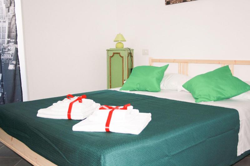 Salotto Piramide B&B - Oda