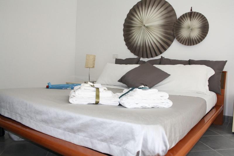 Salotto Piramide B&B - Oda