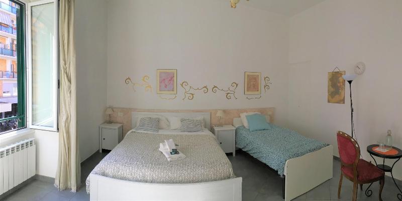 Salotto Piramide B&B - Oda