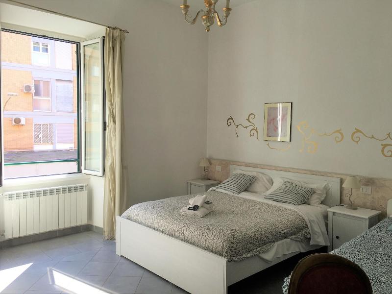 Salotto Piramide B&B - Oda