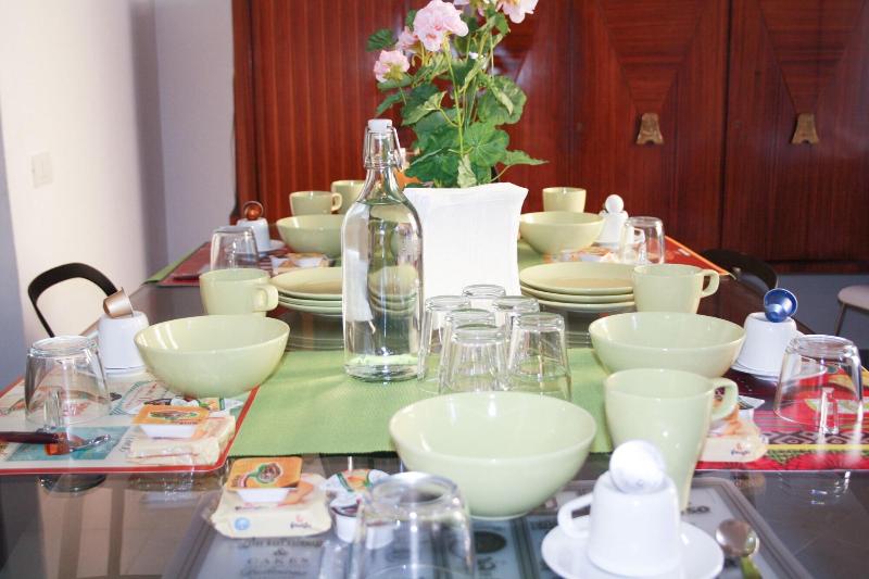 Salotto Piramide B&B - Restoran