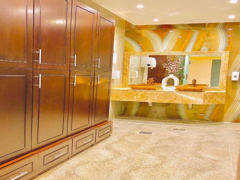 Naviti Warwick Dammam - Aktivite