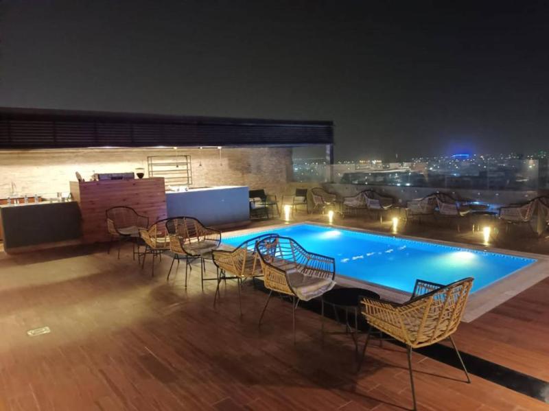 Naviti Warwick Dammam - Havuz