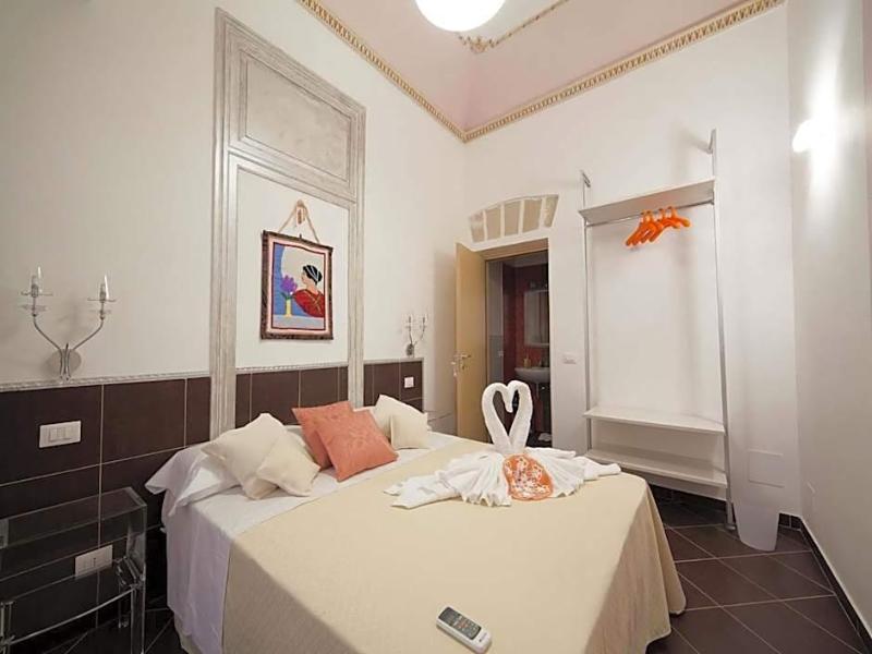 Belle Epoque B&B - Genel