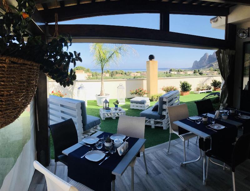B&B L'Angolino della Nonna - Restoran