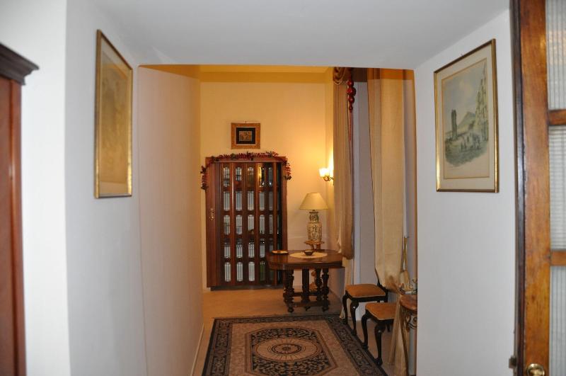 Domus Borbonica - Lobi