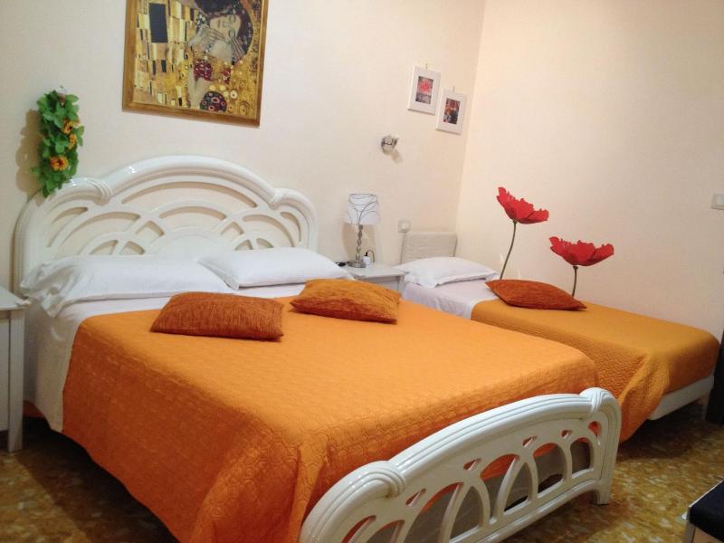 B&B Vatican Golden Rooms - Oda