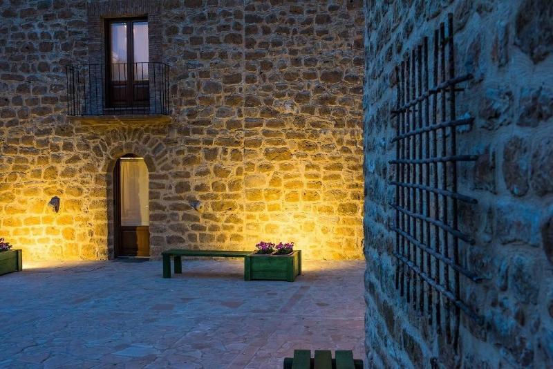 La Quercia e l'Asino - Genel