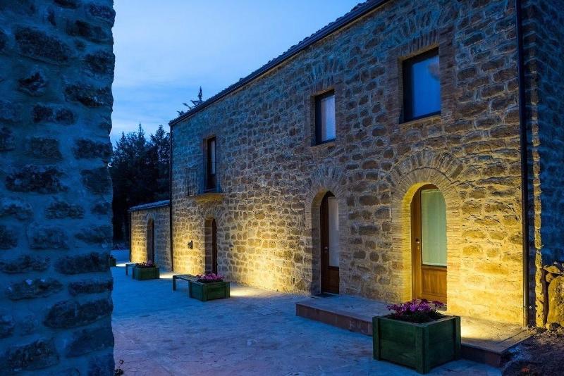 La Quercia e l'Asino - Genel