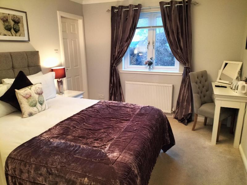 Springfield Lodge Bed And Breakfast - Oda