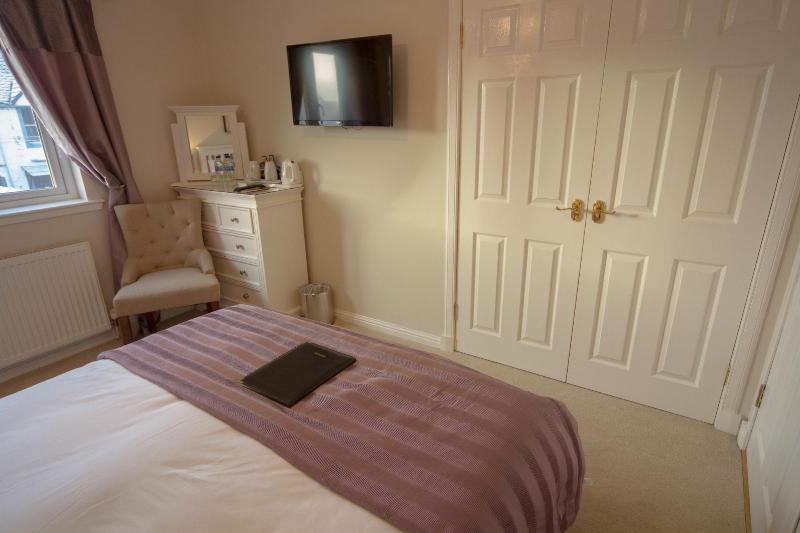 Springfield Lodge Bed And Breakfast - Oda