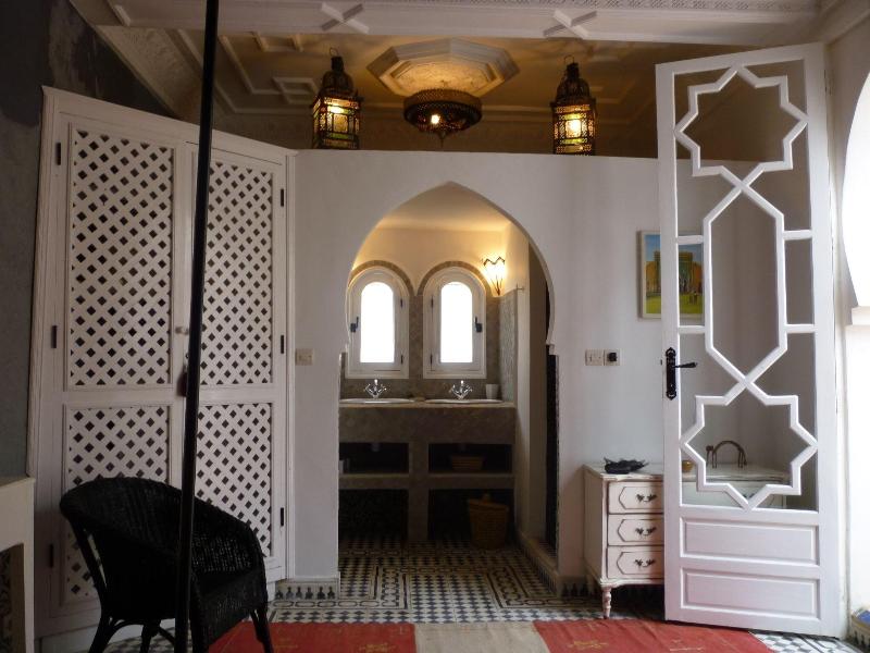Riad M'haïta - Oda