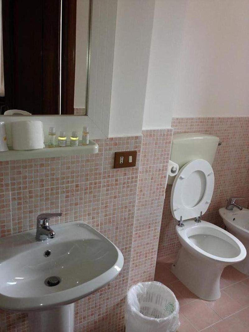 Bed & Breakfast Villa Flora - Oda
