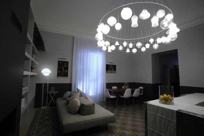 Avolio Tailored Rooms - Lobi