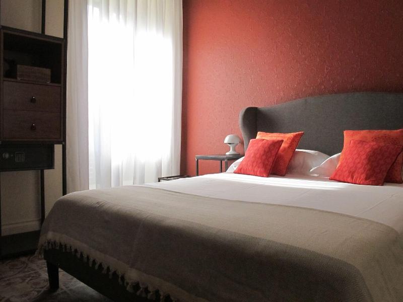 Avolio Tailored Rooms - Oda