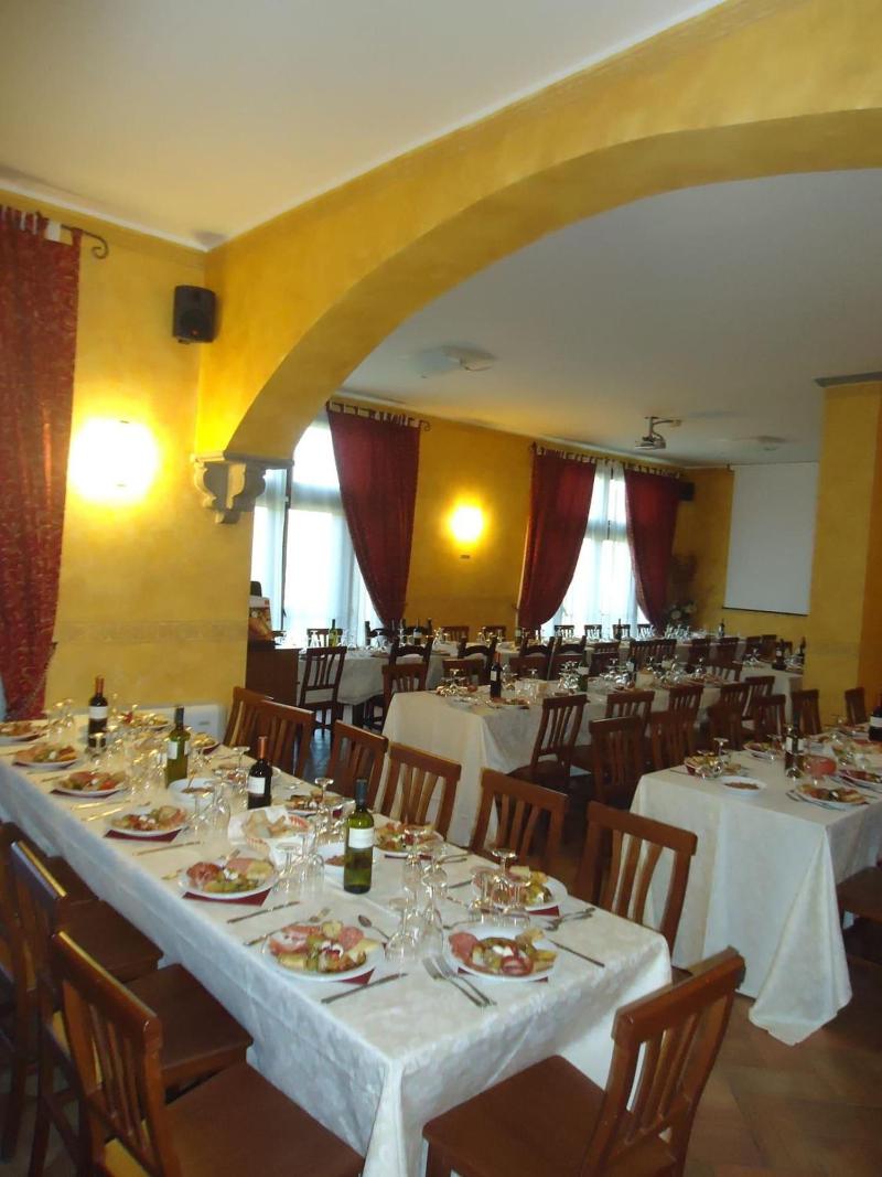 Antica Locanda Della Via Francigena - Restoran