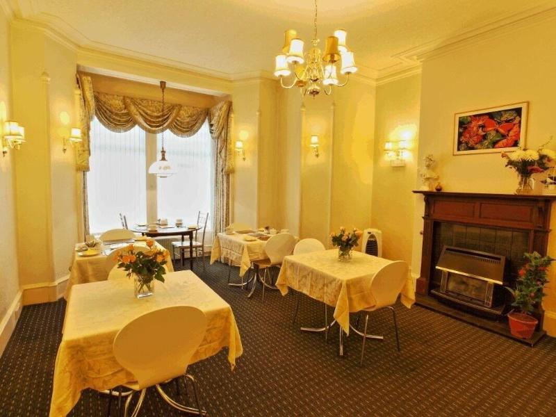 Brentwood Villa Bed And Breakfast - Restoran