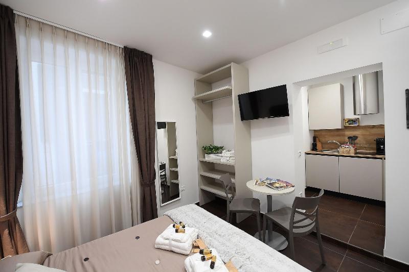 B&B In Centro Storico Salerno - Oda
