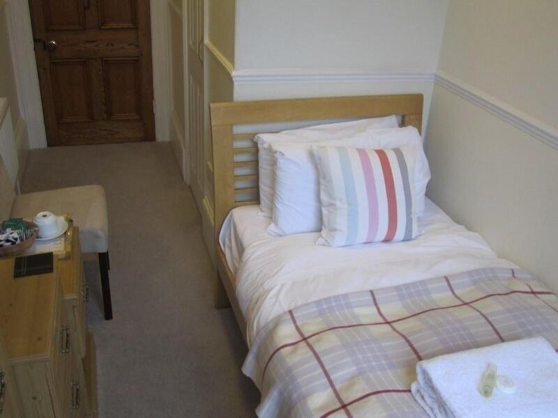 Yeo Dale Hotel - Oda