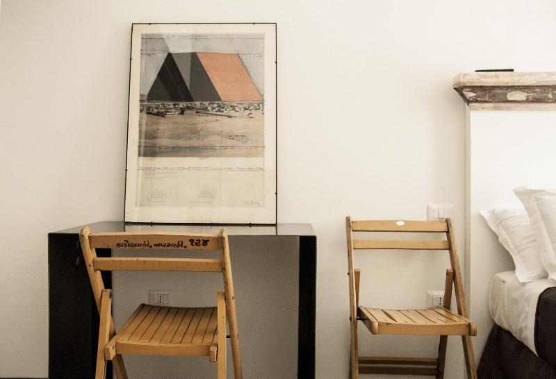 Belledonne Suite & Gallery - Oda