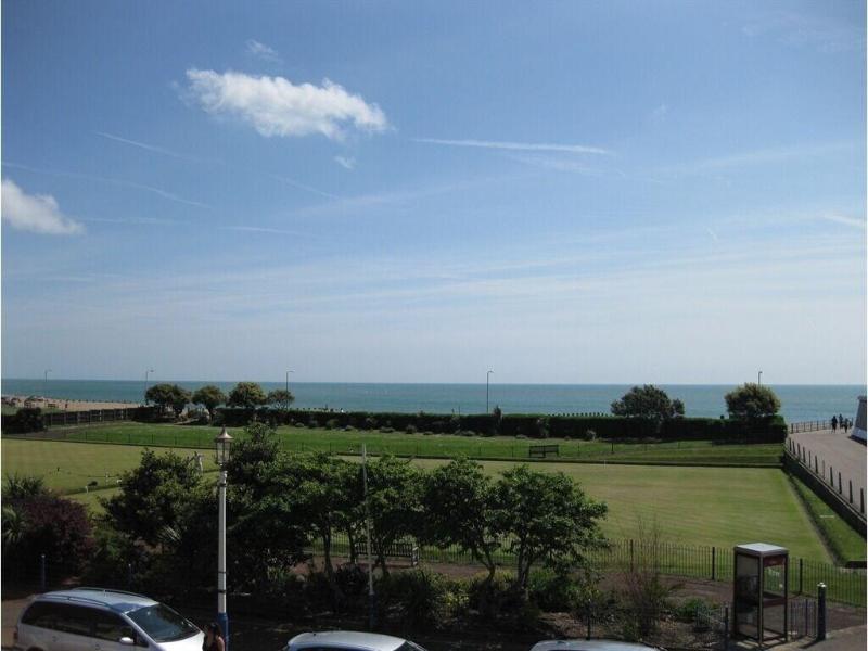 Devonia Eastbourne - Genel