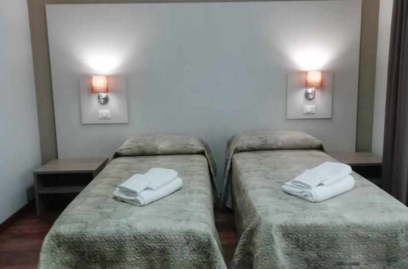 B&B Erifra' Piccolo Hotel - Oda