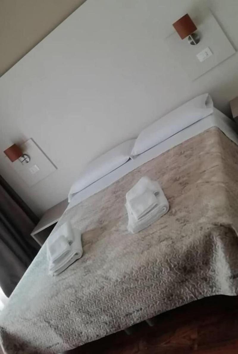 B&B Erifra' Piccolo Hotel - Oda